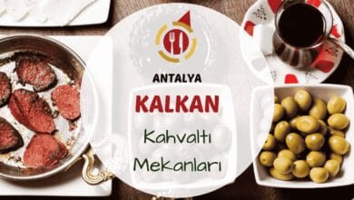 Antalya Kalkan kahvaltı mekanlarını gösteren deniz manzaralı kahvaltı masası fotoğrafı