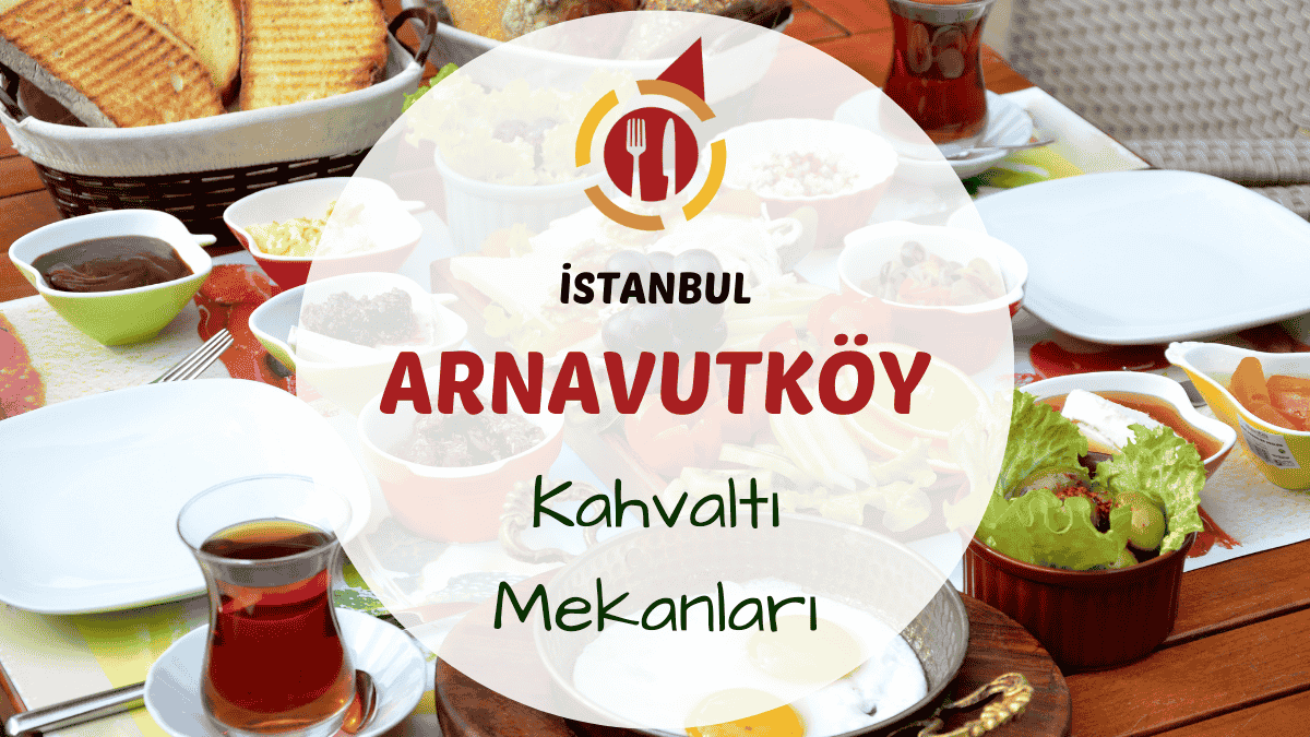 İstanbul Arnavutköy kahvaltı mekanlarını gösteren Boğaz manzaralı kahvaltı sofrası; taze ekmekler, zeytinler, reçeller ve sıcak çayla donatılmış masa görseli